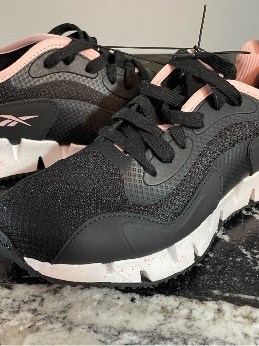 Reebok Women's Black with Light Pink Athletic Sneakers Size 9